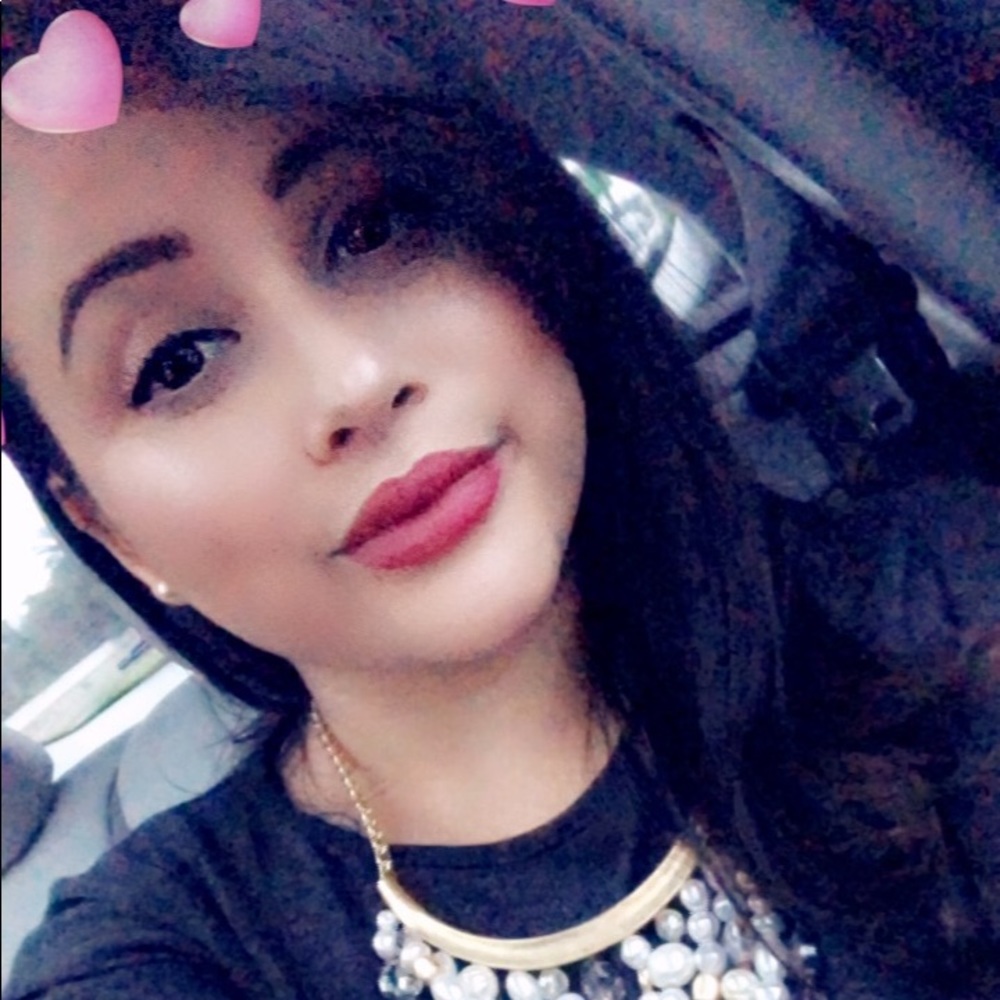 Meet your Posher, Fernanda